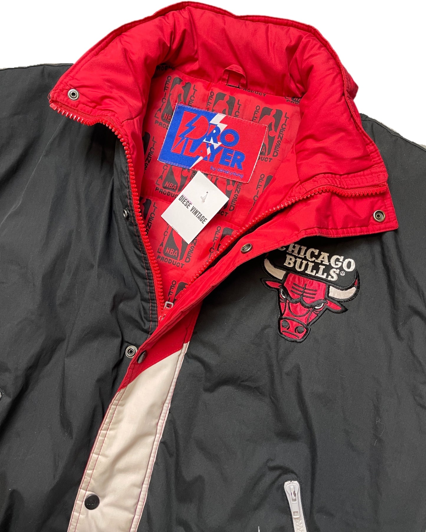 Vintage Pro Player Chicago Bulls Jacke Rot Polyester und Baumwolle XL